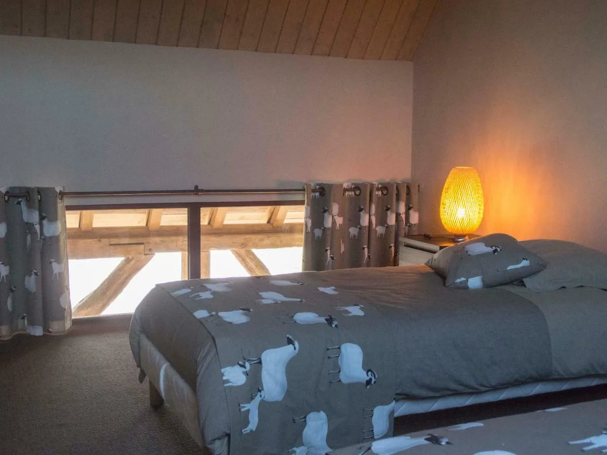 Bed & Breakfast Hameau Des Damayots Montbeugny