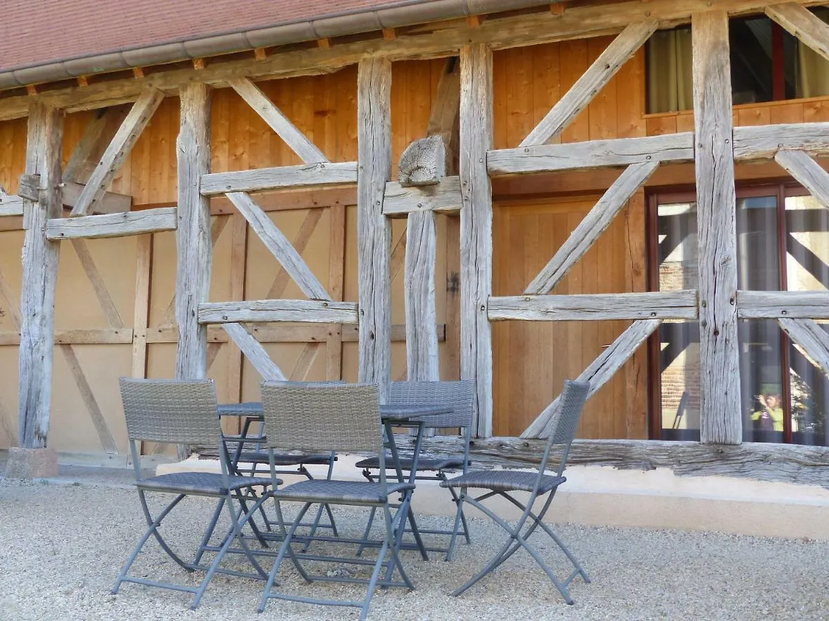 Hameau Des Damayots Montbeugny Bed & Breakfast