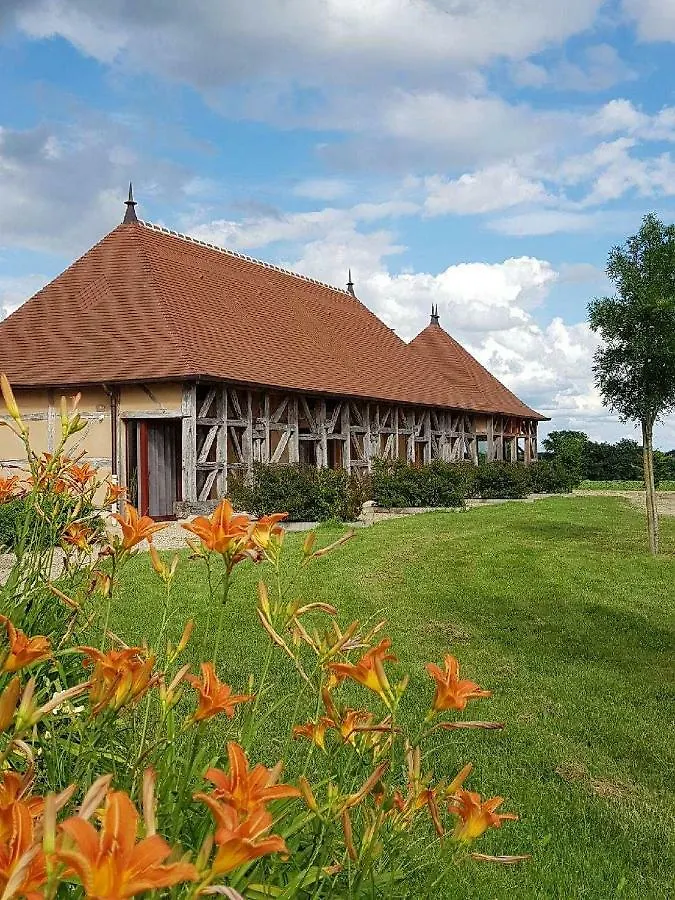 Hameau Des Damayots Montbeugny Bed & Breakfast